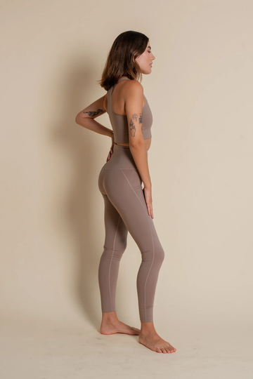 Girlfriend Collective Compressive leggingsit - Sesonkivärit - Kierrätetystä polyesterista
